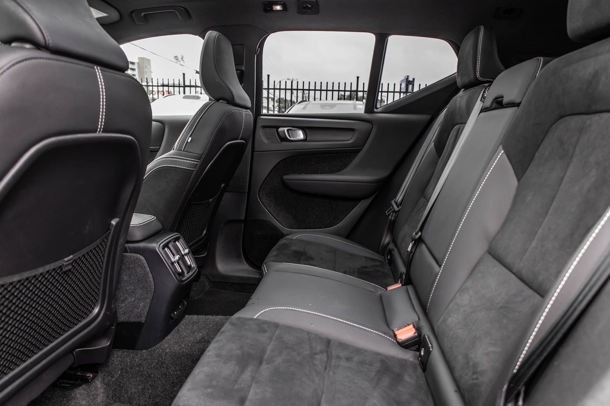 2024 Volvo XC40 Recharge Pure Electric in Pointe-Claire, Quebec