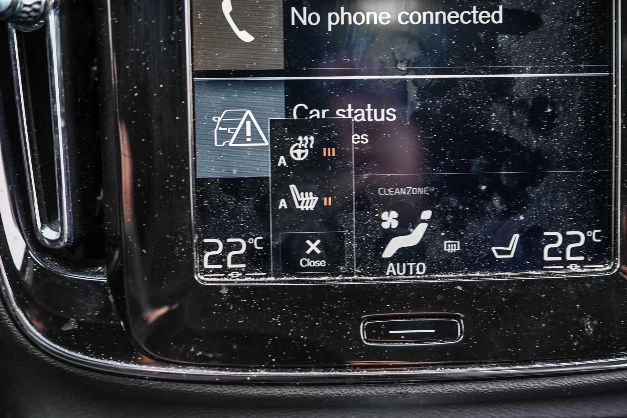 2020 Volvo XC40 in Pointe-Claire, Quebec