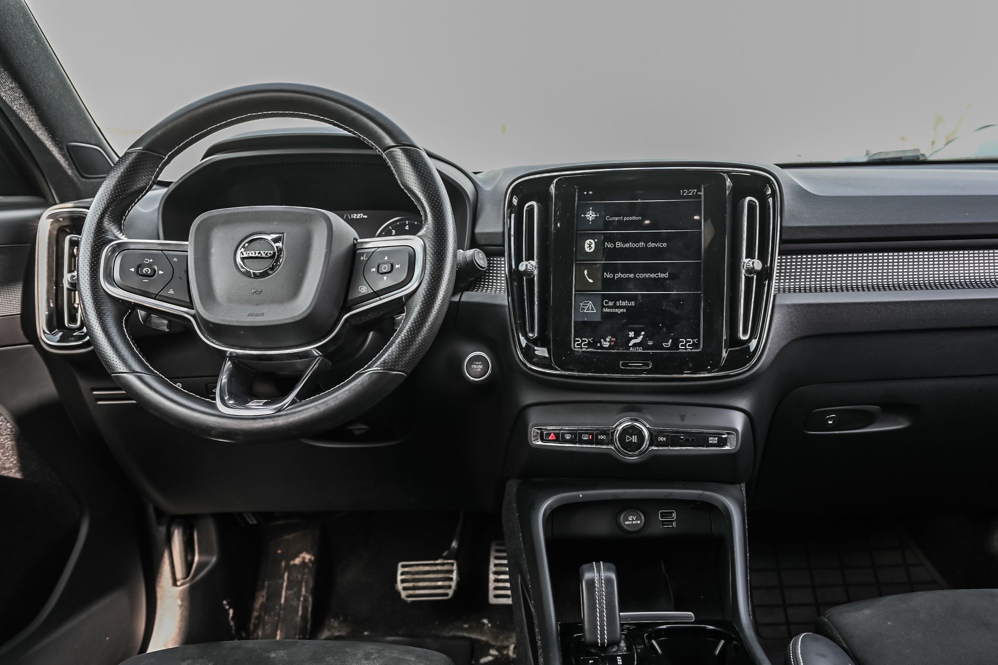 2020 Volvo XC40 in Pointe-Claire, Quebec