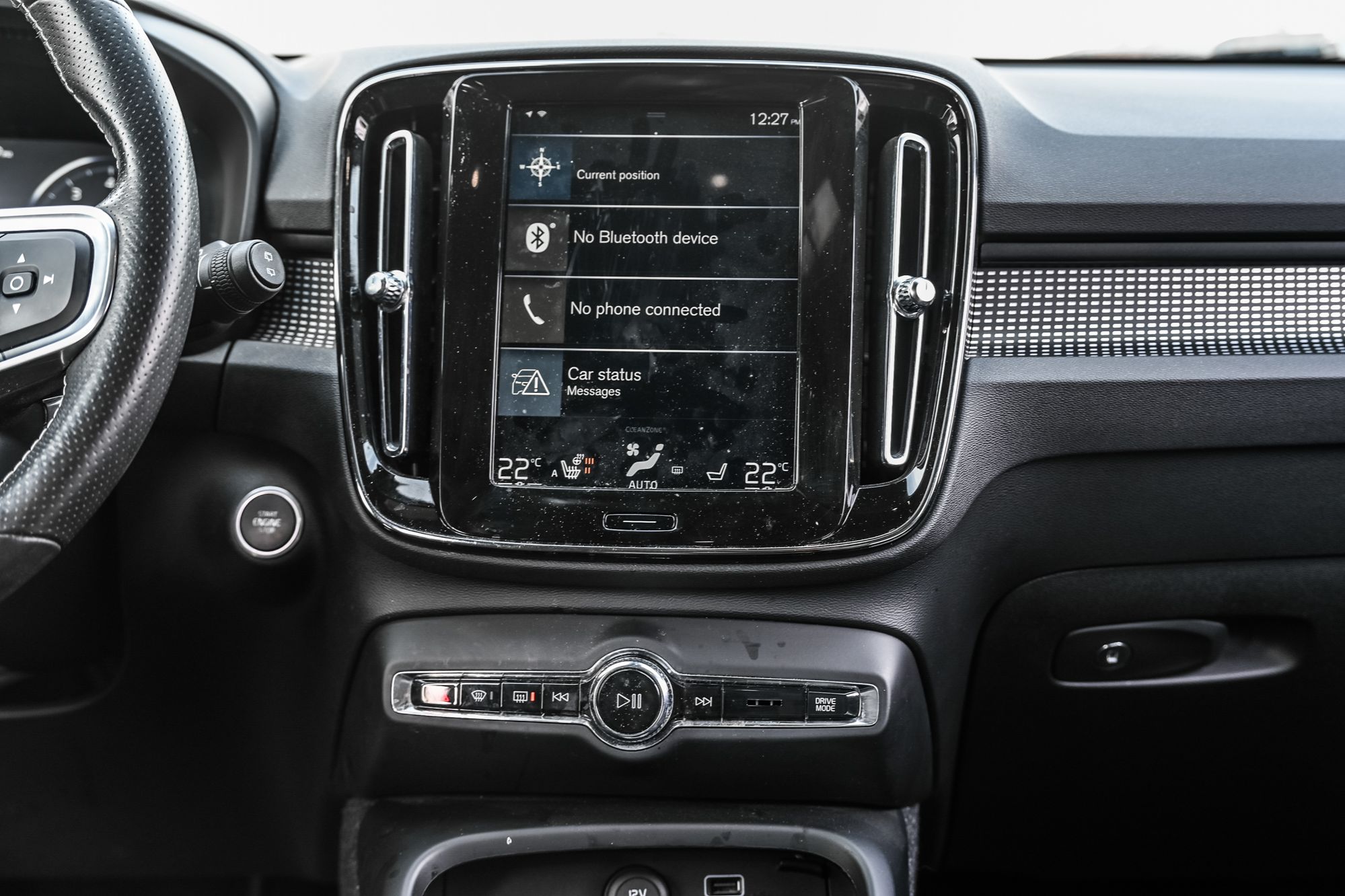 2020 Volvo XC40 in Pointe-Claire, Quebec