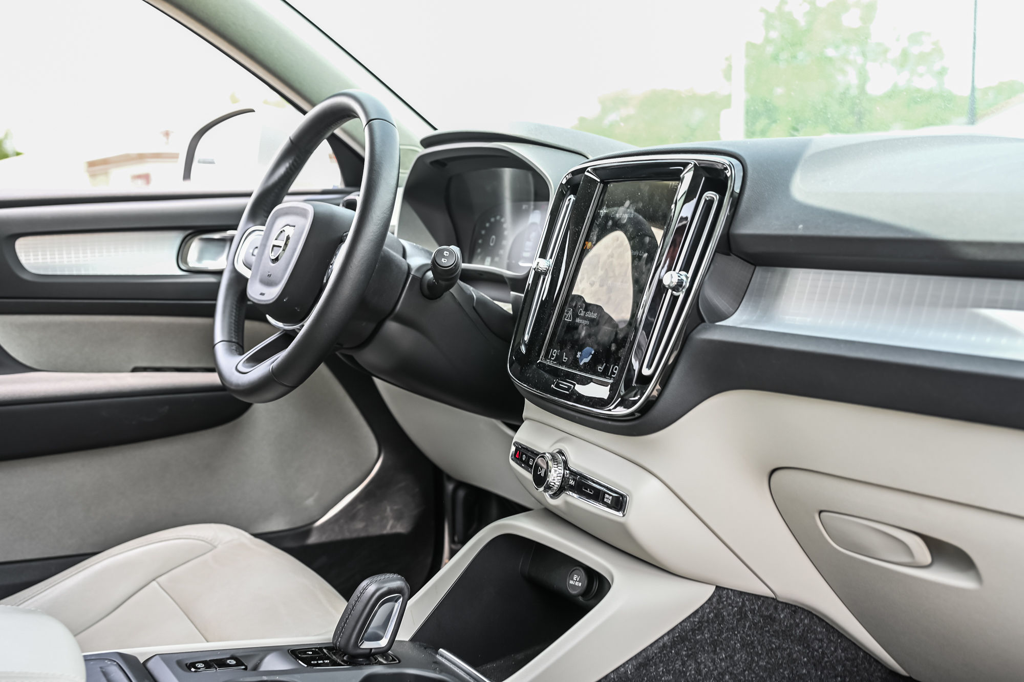 2021 Volvo XC40 in Pointe-Claire, Quebec