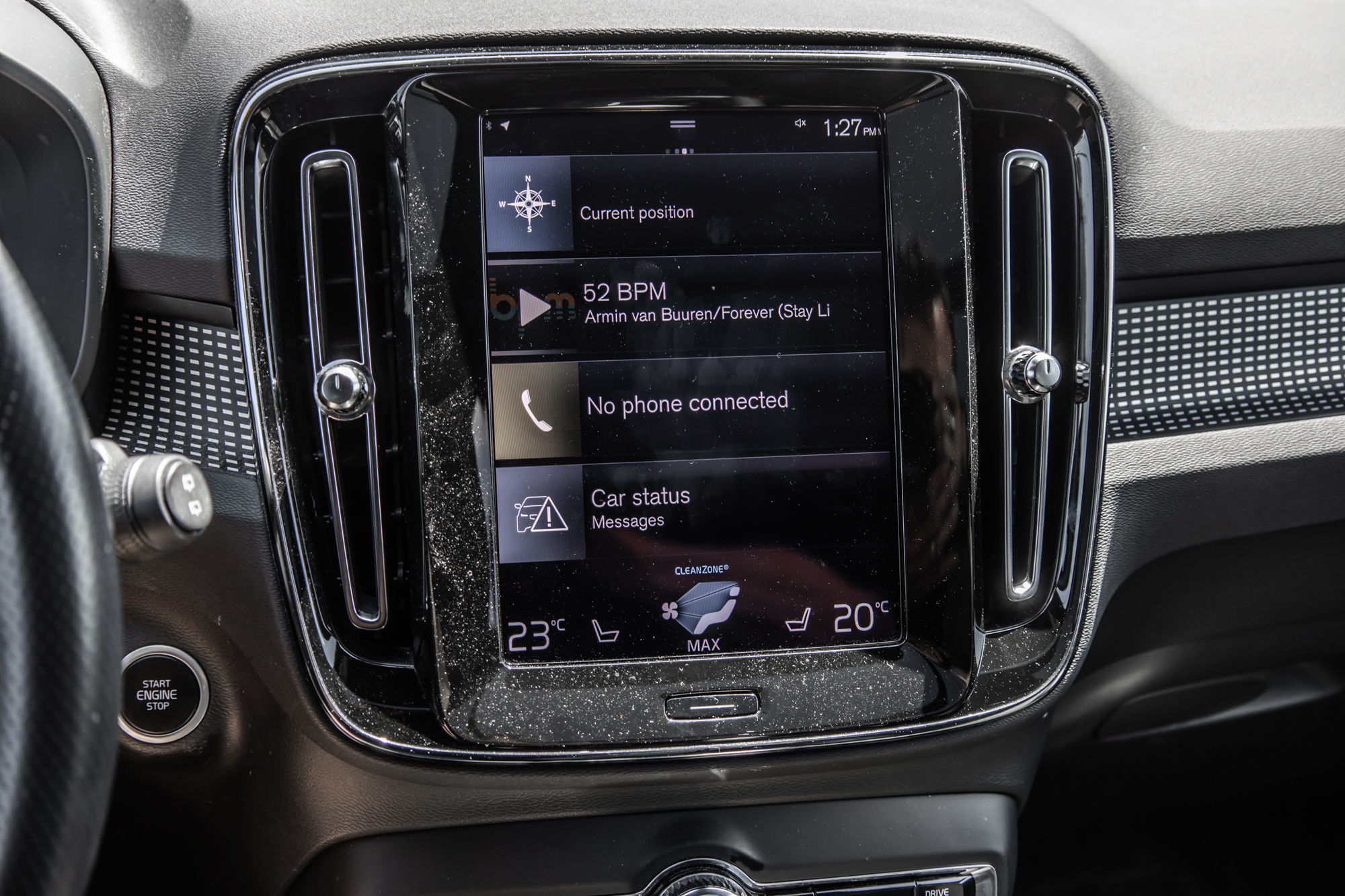 2021 Volvo XC40 in Pointe-Claire, Quebec