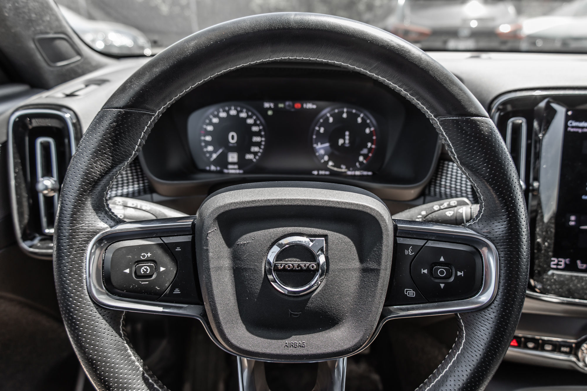 2021 Volvo XC40 in Pointe-Claire, Quebec