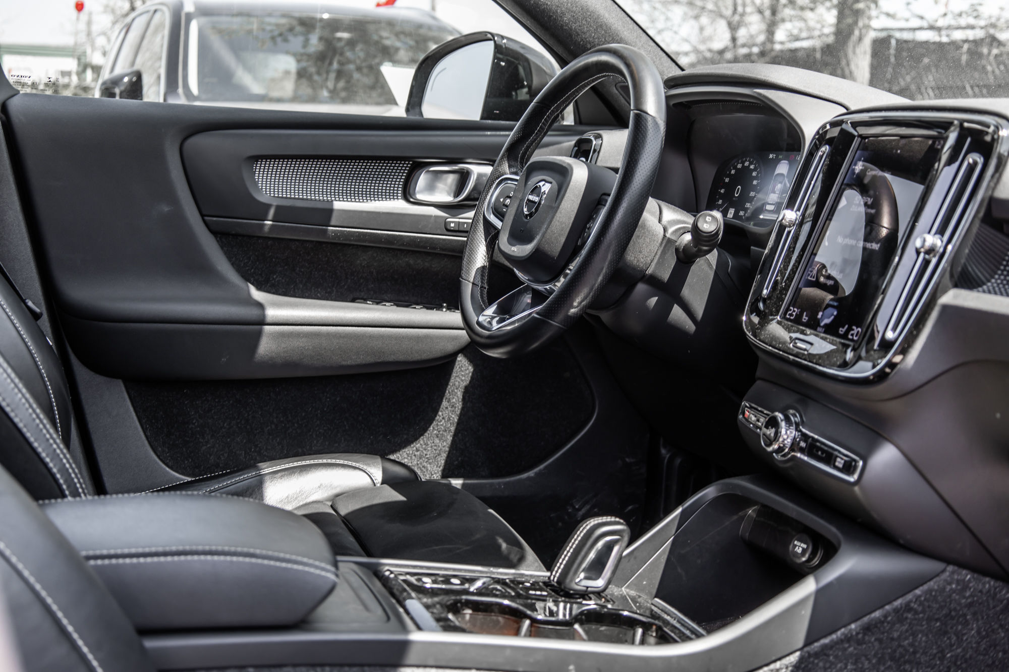 2021 Volvo XC40 in Pointe-Claire, Quebec