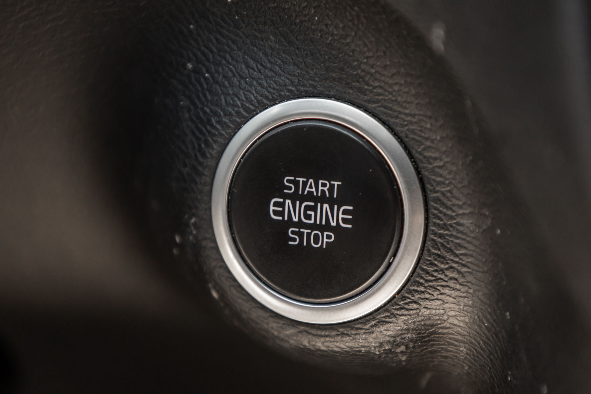 2021 Volvo XC40 in Pointe-Claire, Quebec