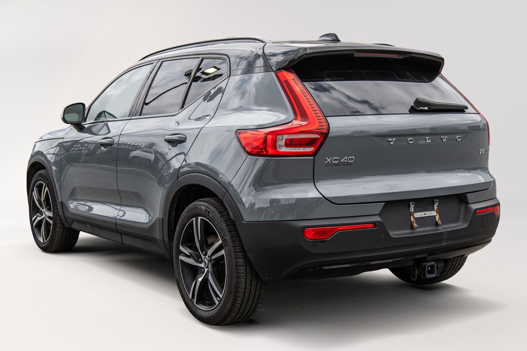 2021 Volvo XC40 in Pointe-Claire, Quebec