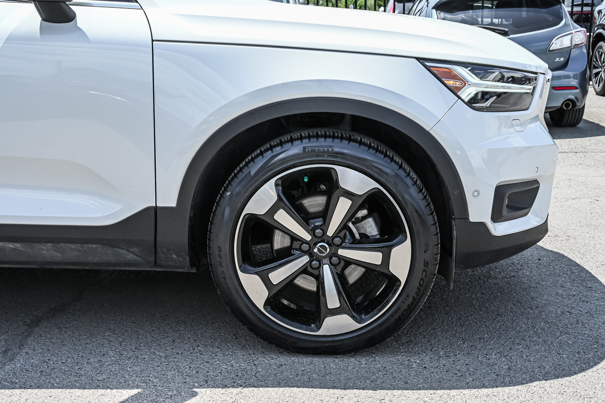 Volvo XC40  2021 à Pointe-Claire, Québec