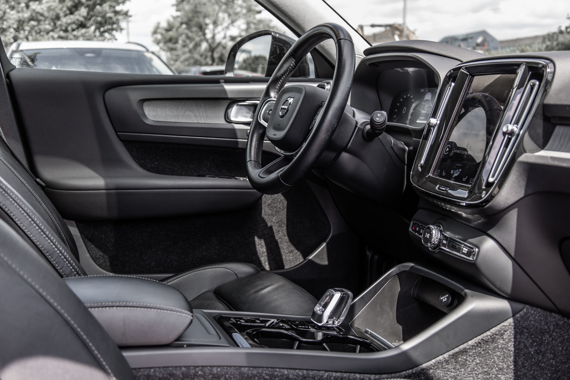 2021 Volvo XC40 in Pointe-Claire, Quebec