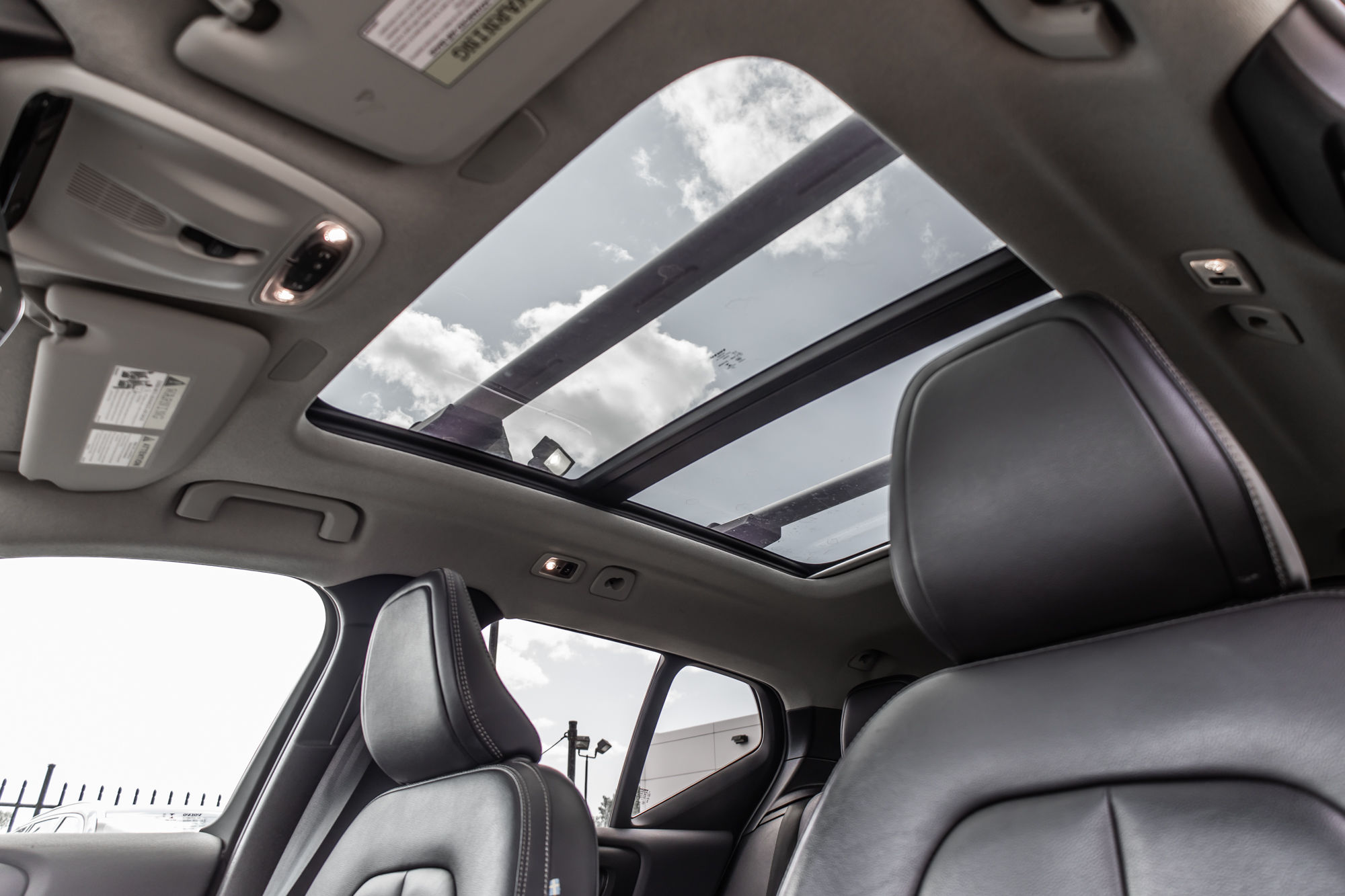 2021 Volvo XC40 in Pointe-Claire, Quebec