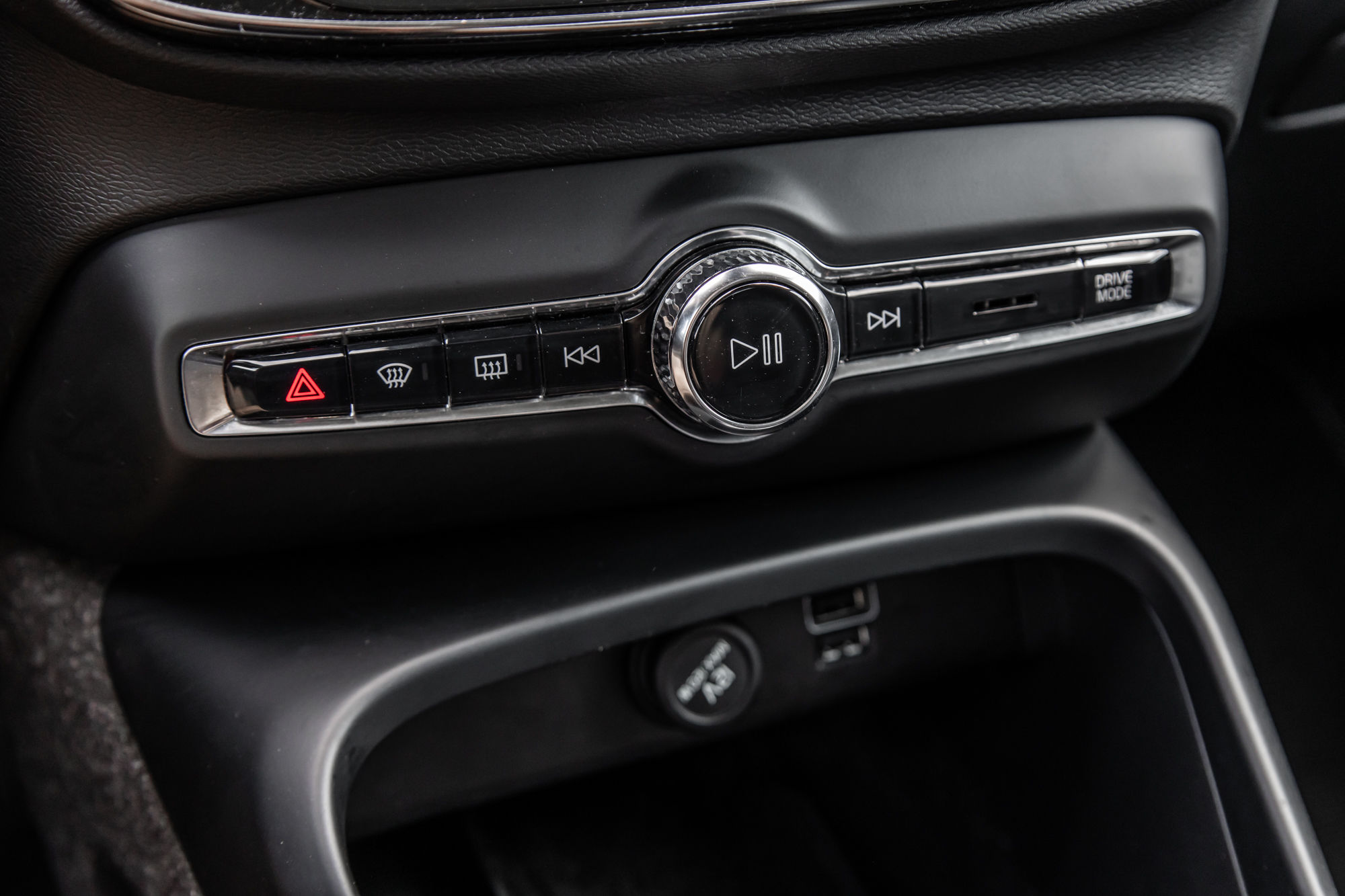 2021 Volvo XC40 in Pointe-Claire, Quebec