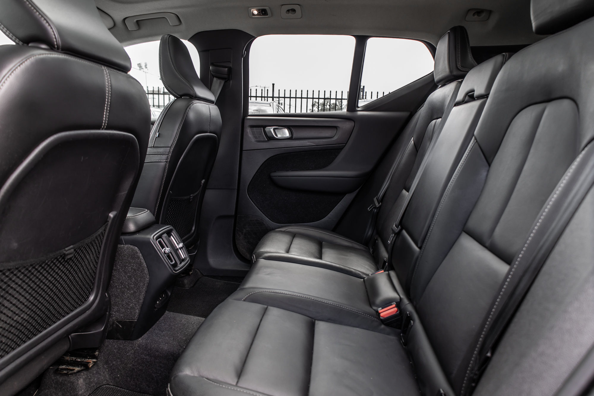 2021 Volvo XC40 in Pointe-Claire, Quebec