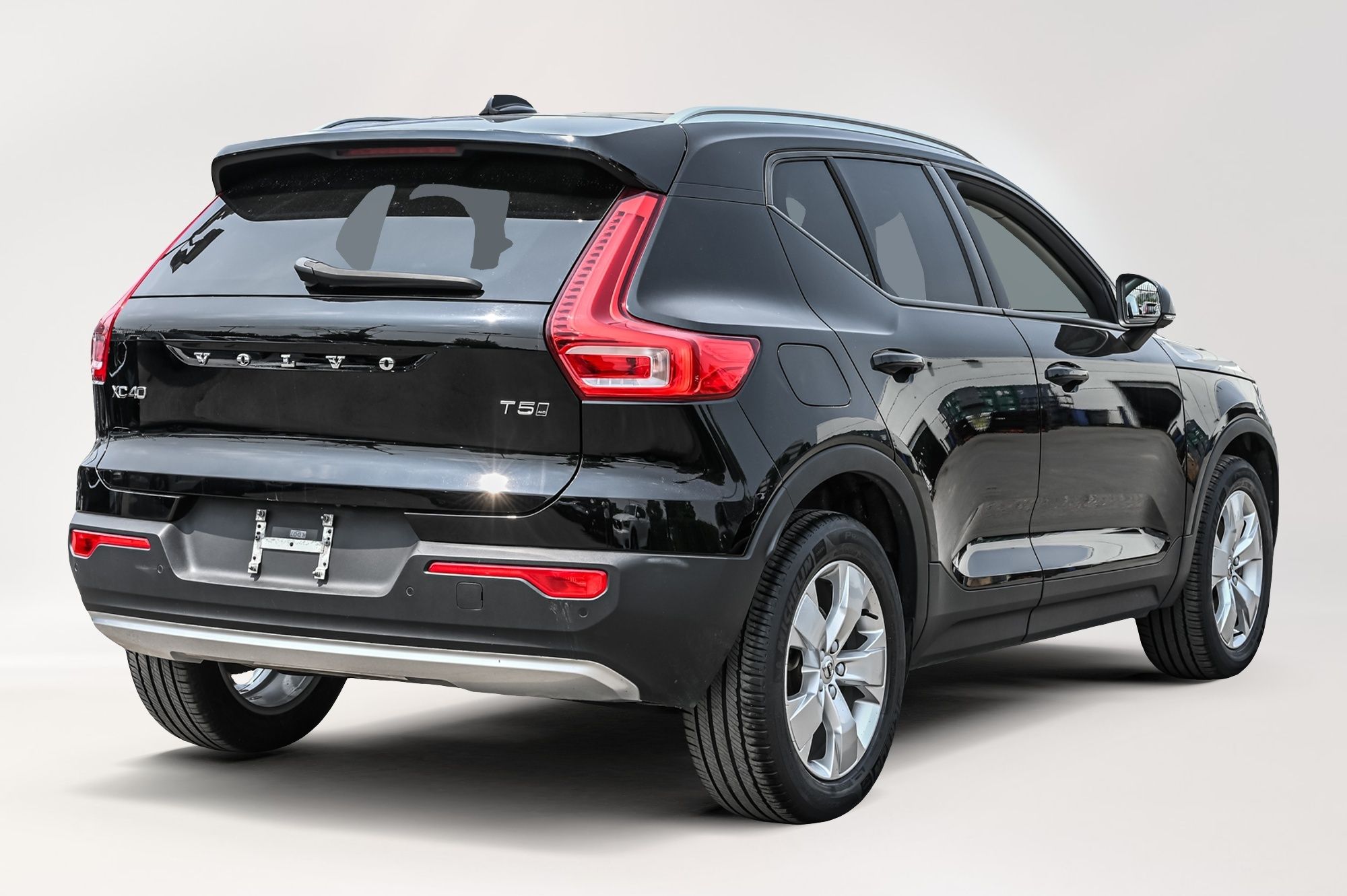 2021 Volvo XC40 in Pointe-Claire, Quebec