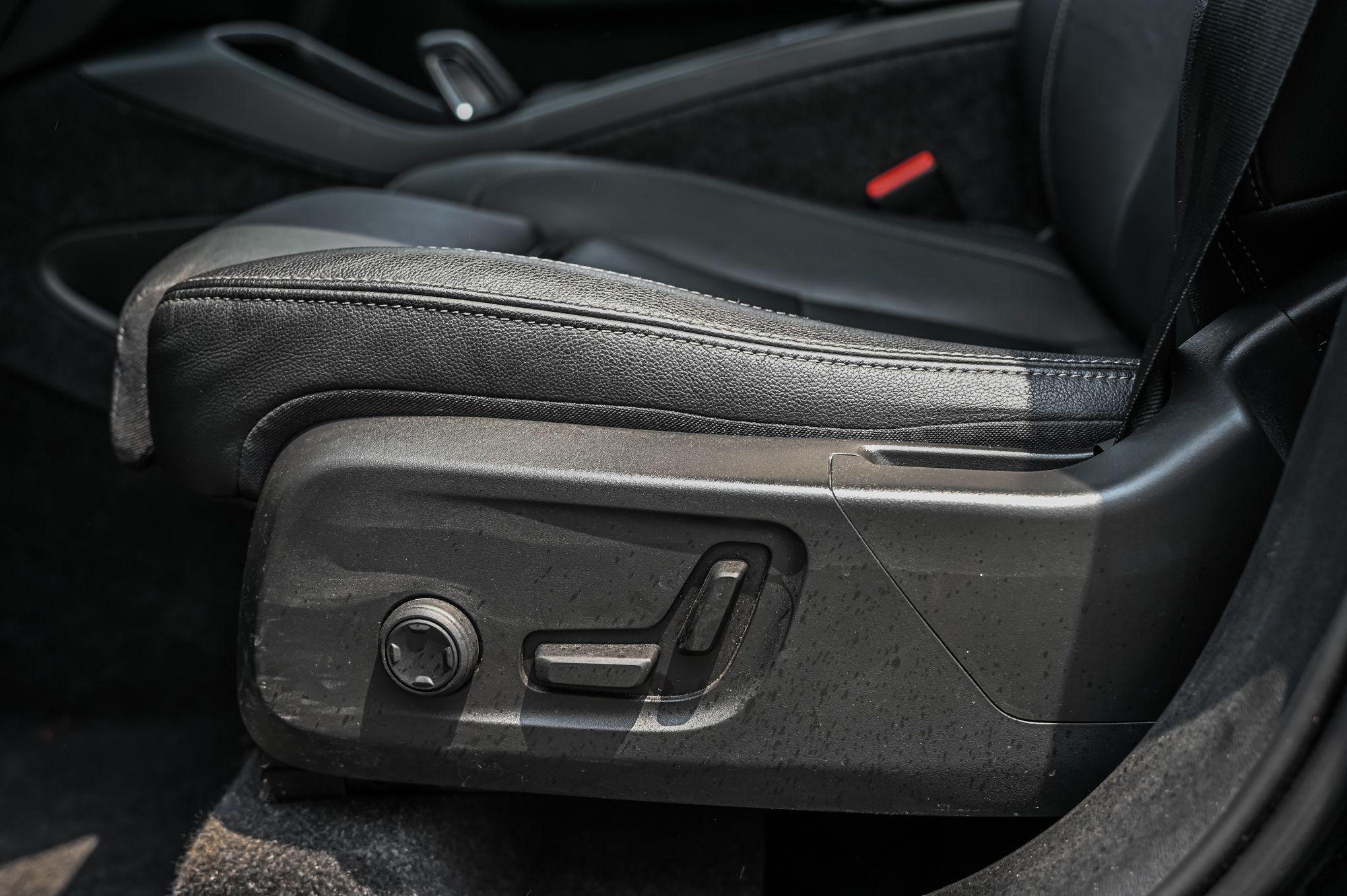 2021 Volvo XC40 in Pointe-Claire, Quebec