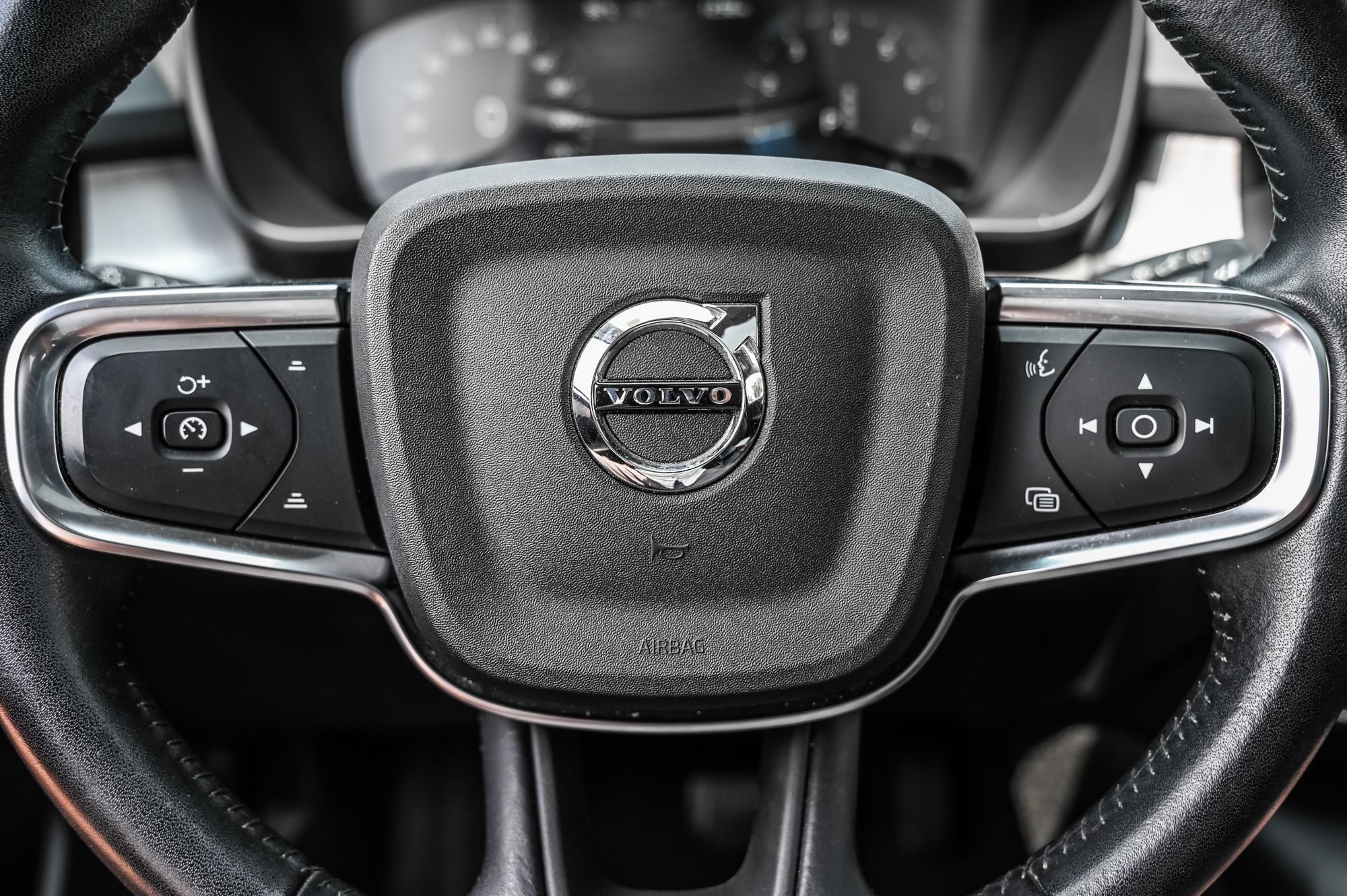 2021 Volvo XC40 in Pointe-Claire, Quebec