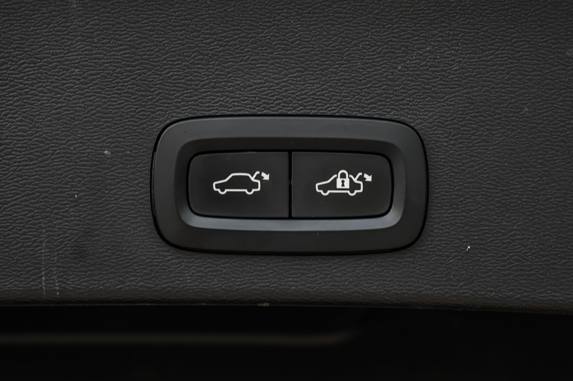 2021 Volvo XC40 in Pointe-Claire, Quebec