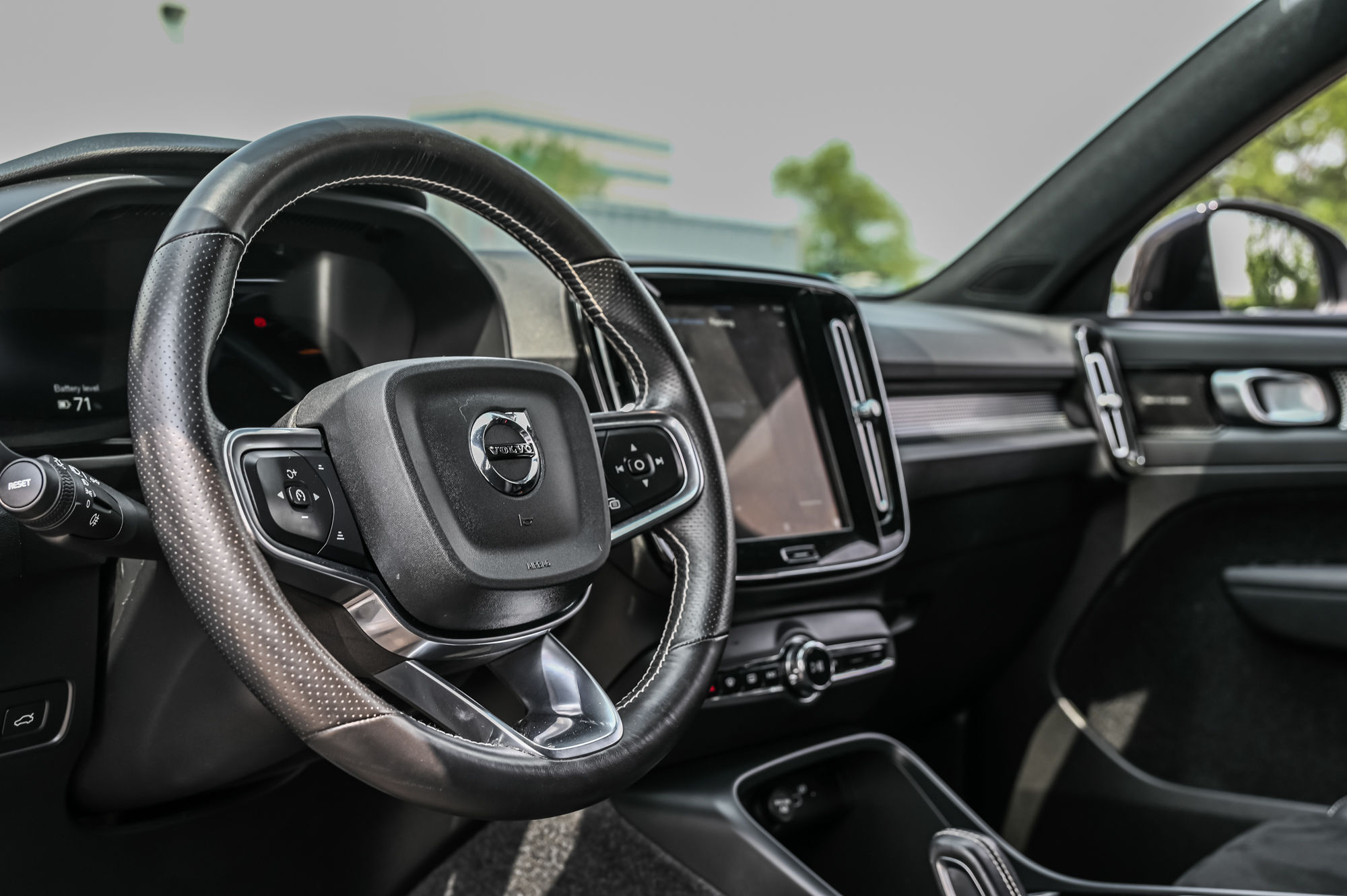 2021 Volvo XC40 in Pointe-Claire, Quebec