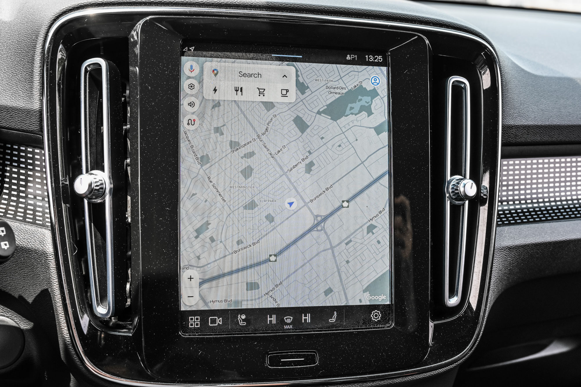 2021 Volvo XC40 in Pointe-Claire, Quebec