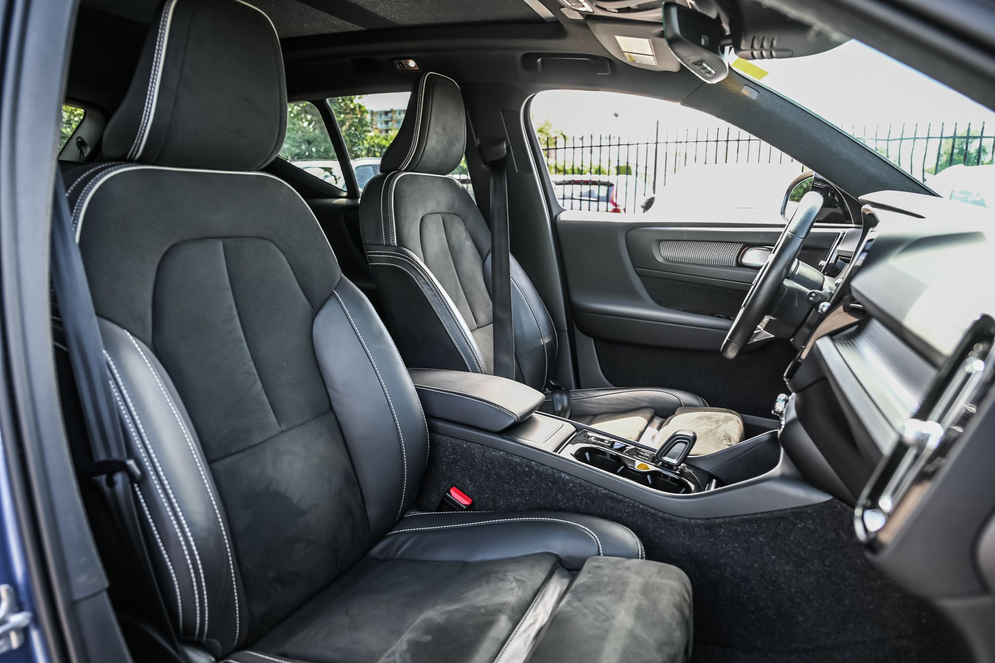 2021 Volvo XC40 in Pointe-Claire, Quebec