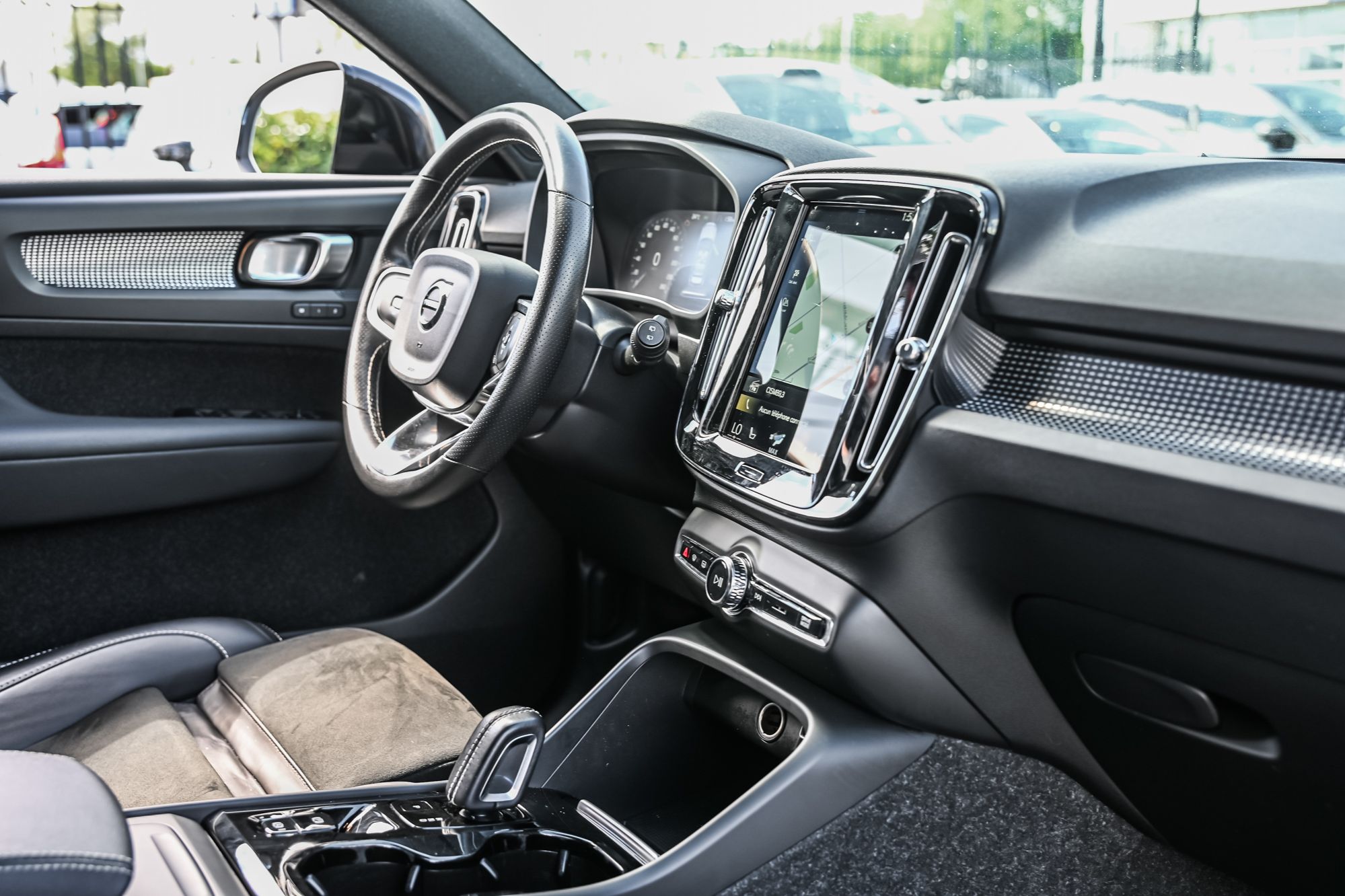 2021 Volvo XC40 in Pointe-Claire, Quebec