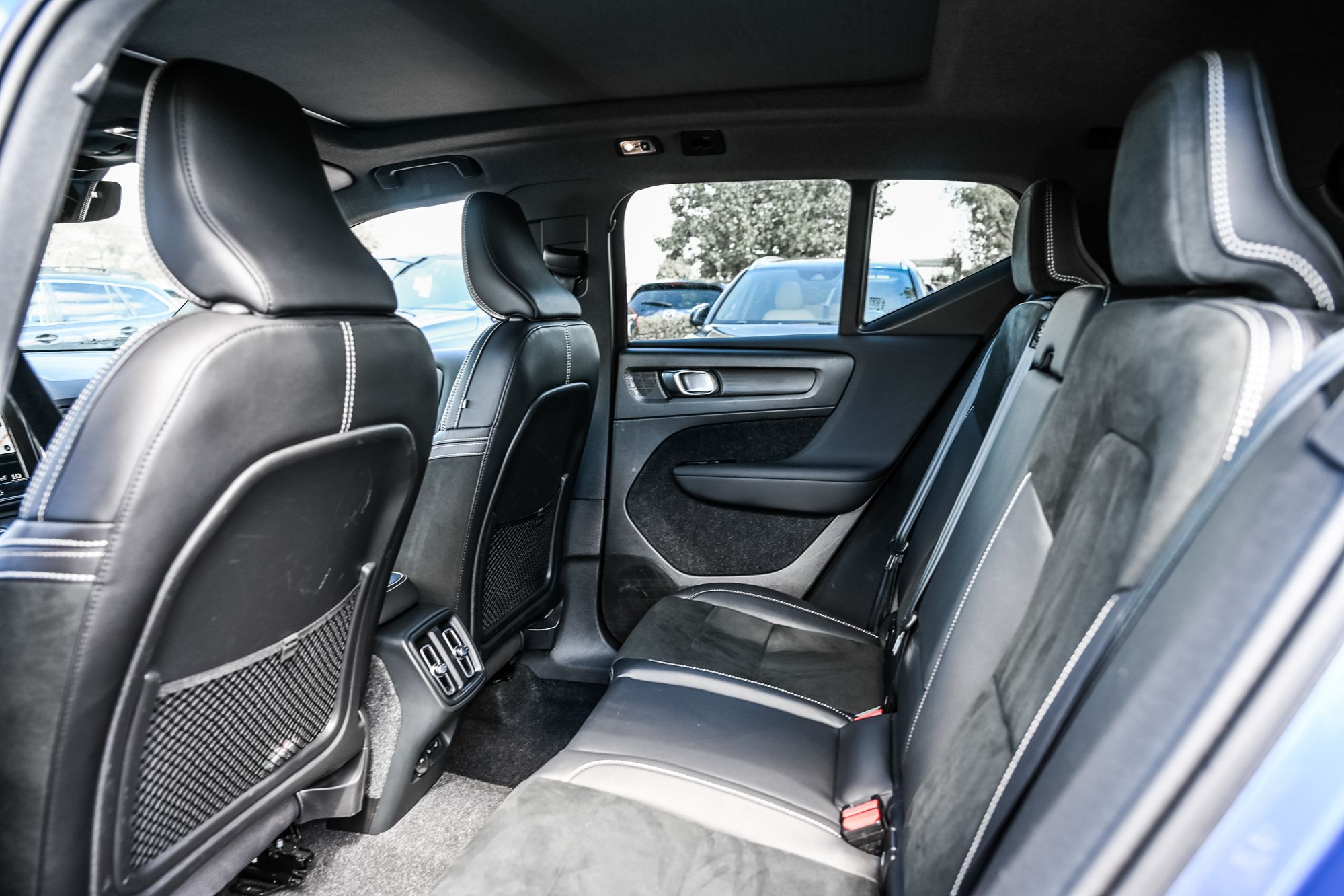 2021 Volvo XC40 in Pointe-Claire, Quebec