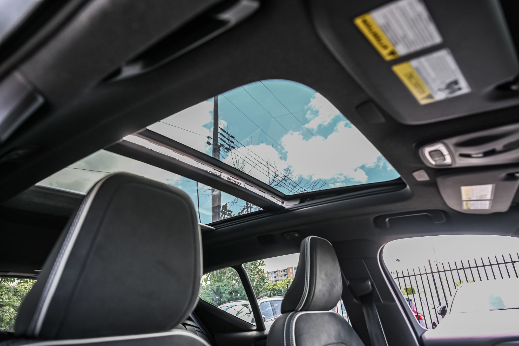 2021 Volvo XC40 in Pointe-Claire, Quebec