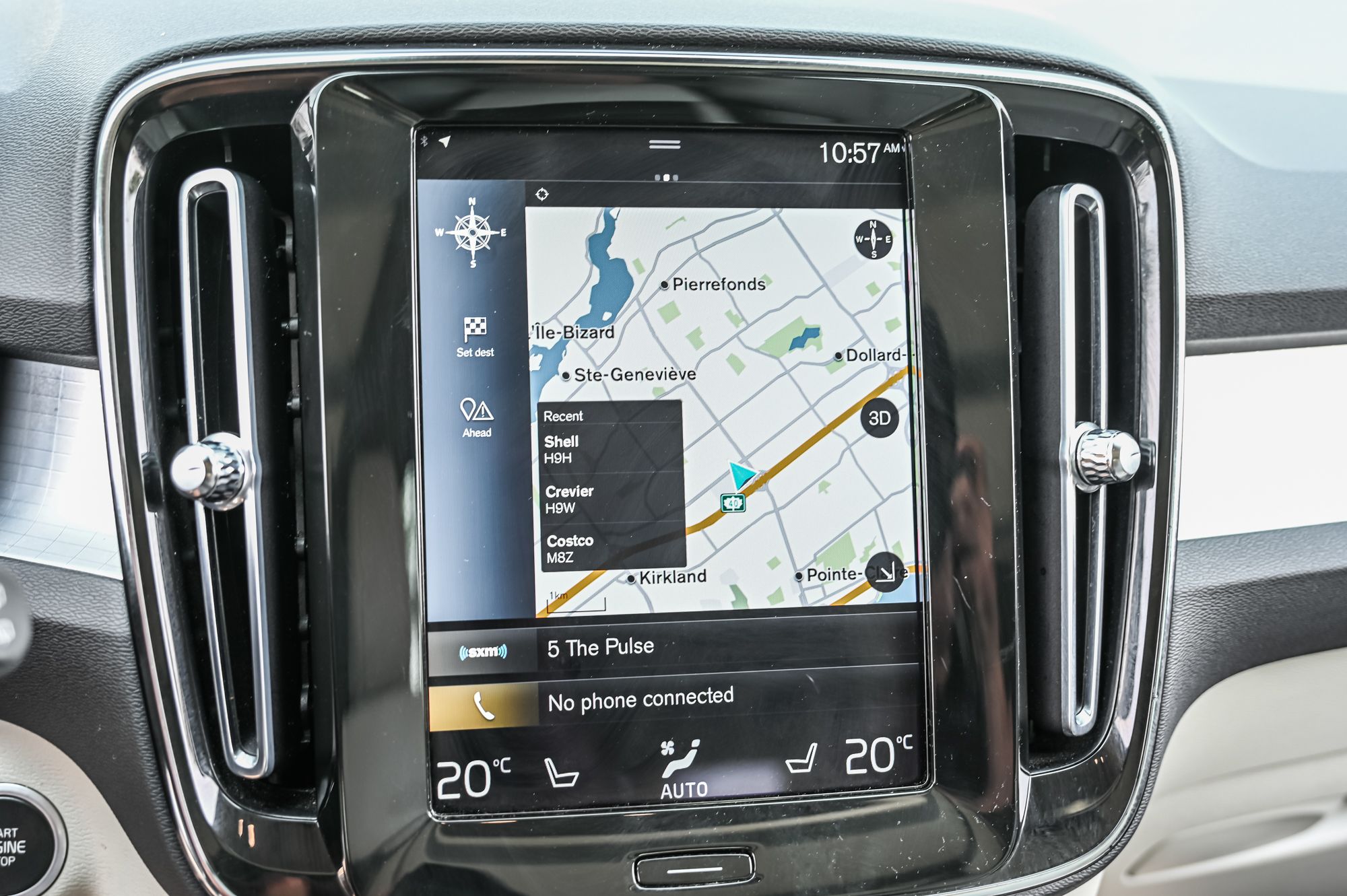 2021 Volvo XC40 in Pointe-Claire, Quebec