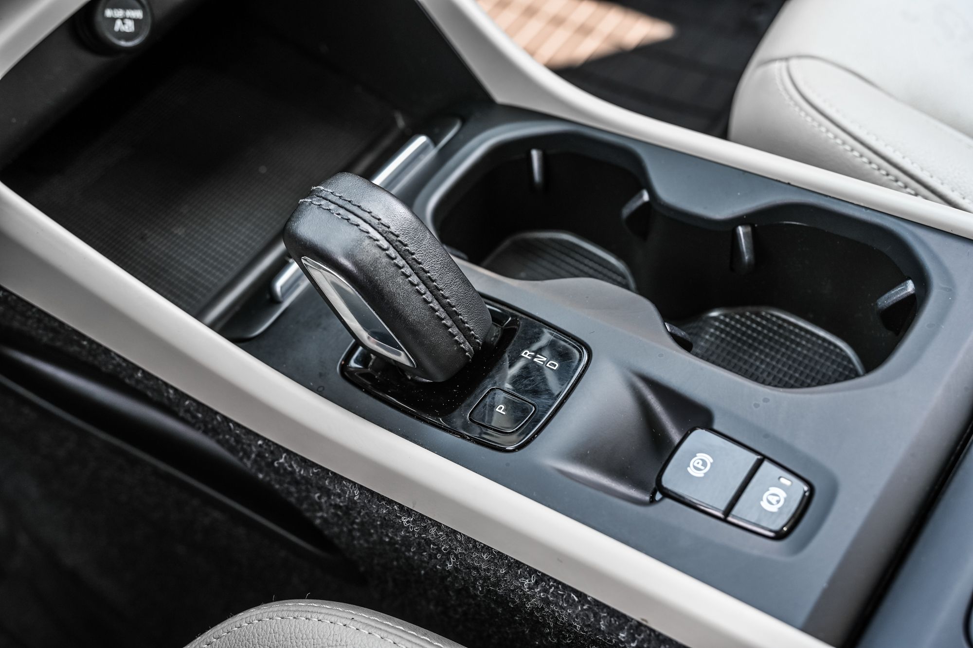 2021 Volvo XC40 in Pointe-Claire, Quebec