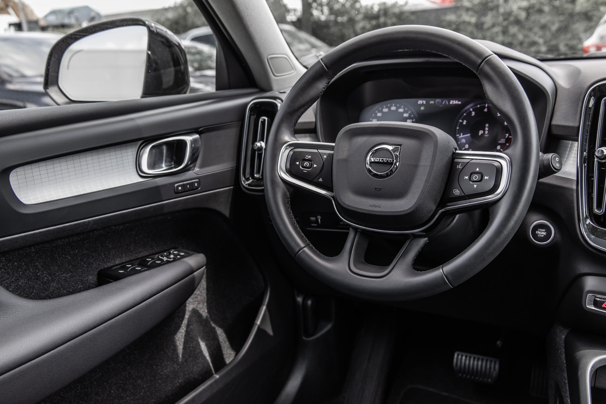 Volvo XC40  2022 à Pointe-Claire, Québec