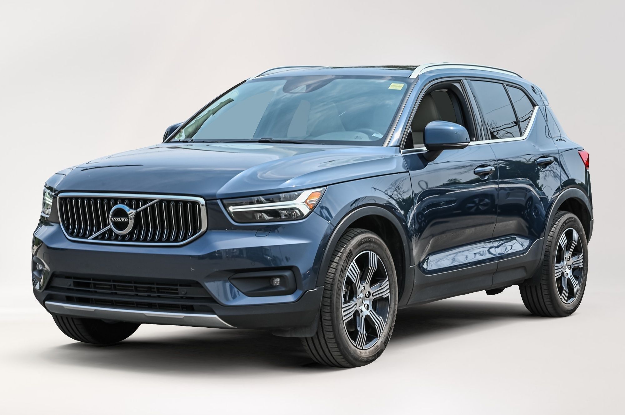 2022 Volvo XC40 in Pointe-Claire, Quebec