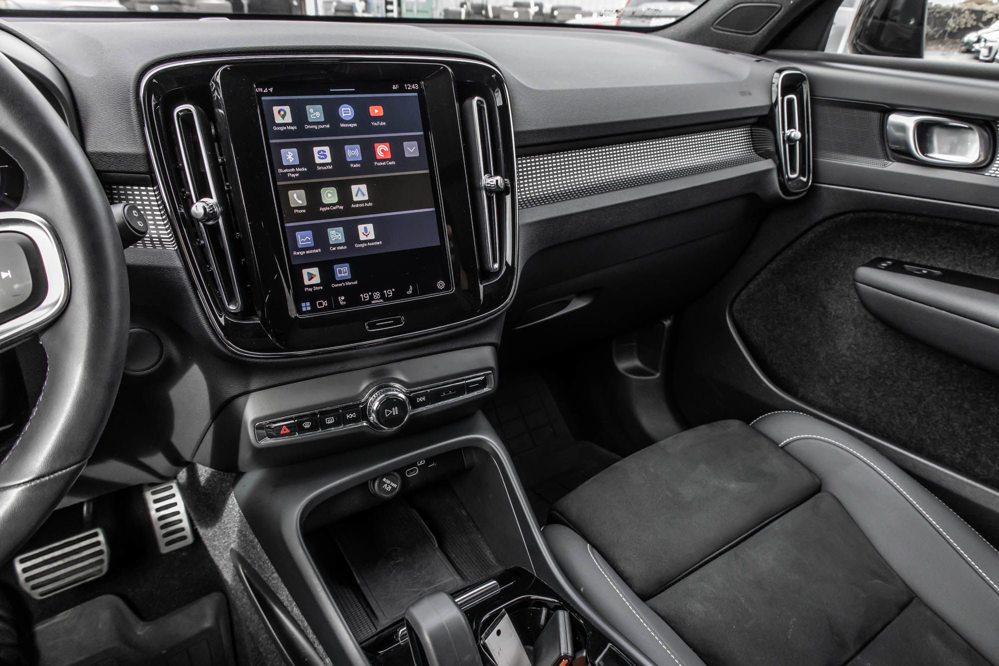 Volvo XC40  2022 à Pointe-Claire, Québec