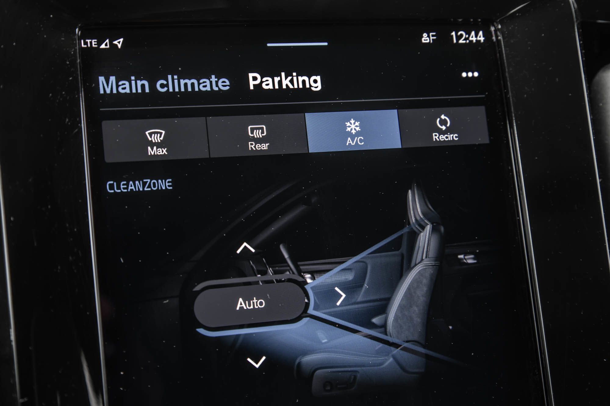 Volvo XC40  2022 à Pointe-Claire, Québec