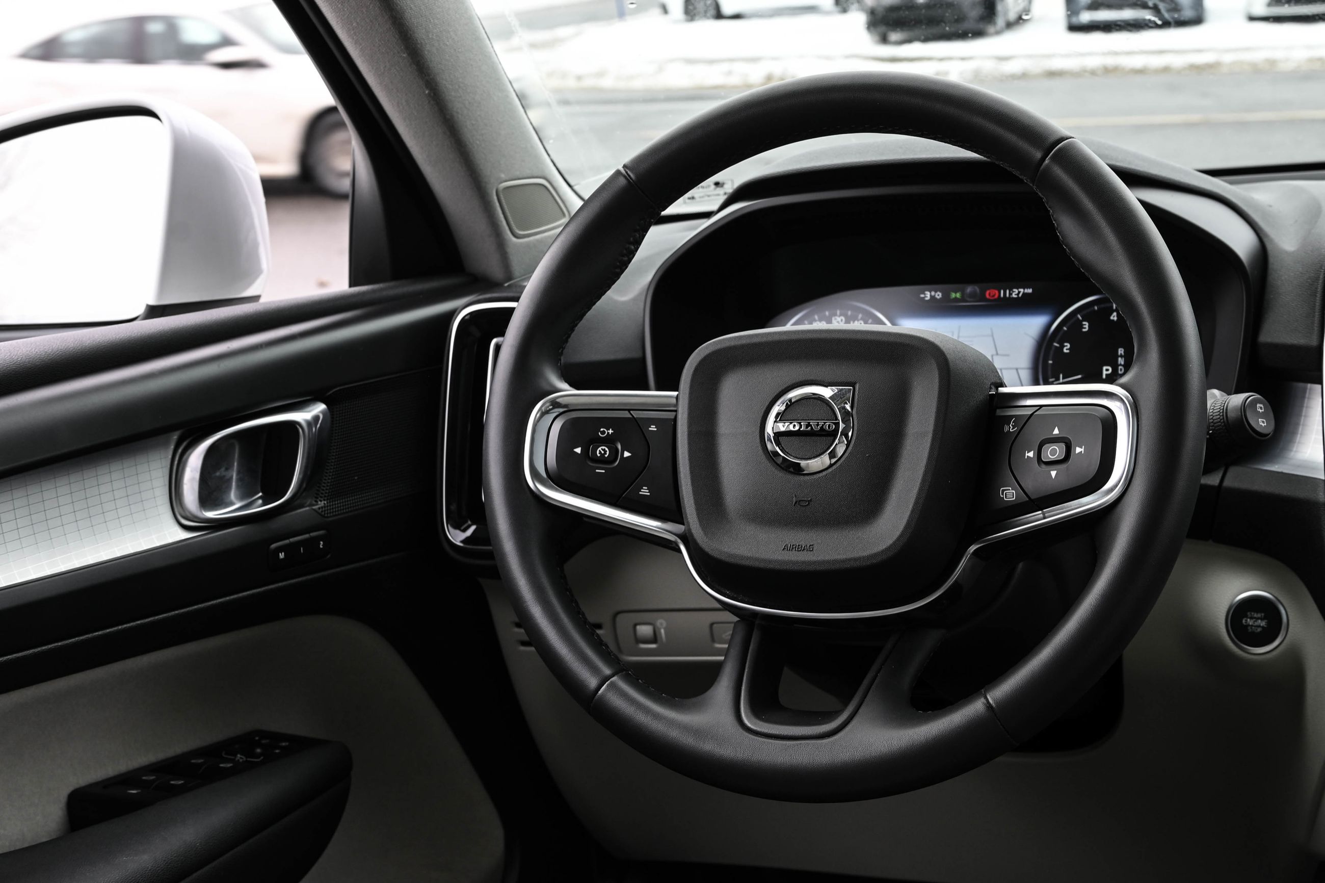 2022 Volvo XC40 in Pointe-Claire, Quebec