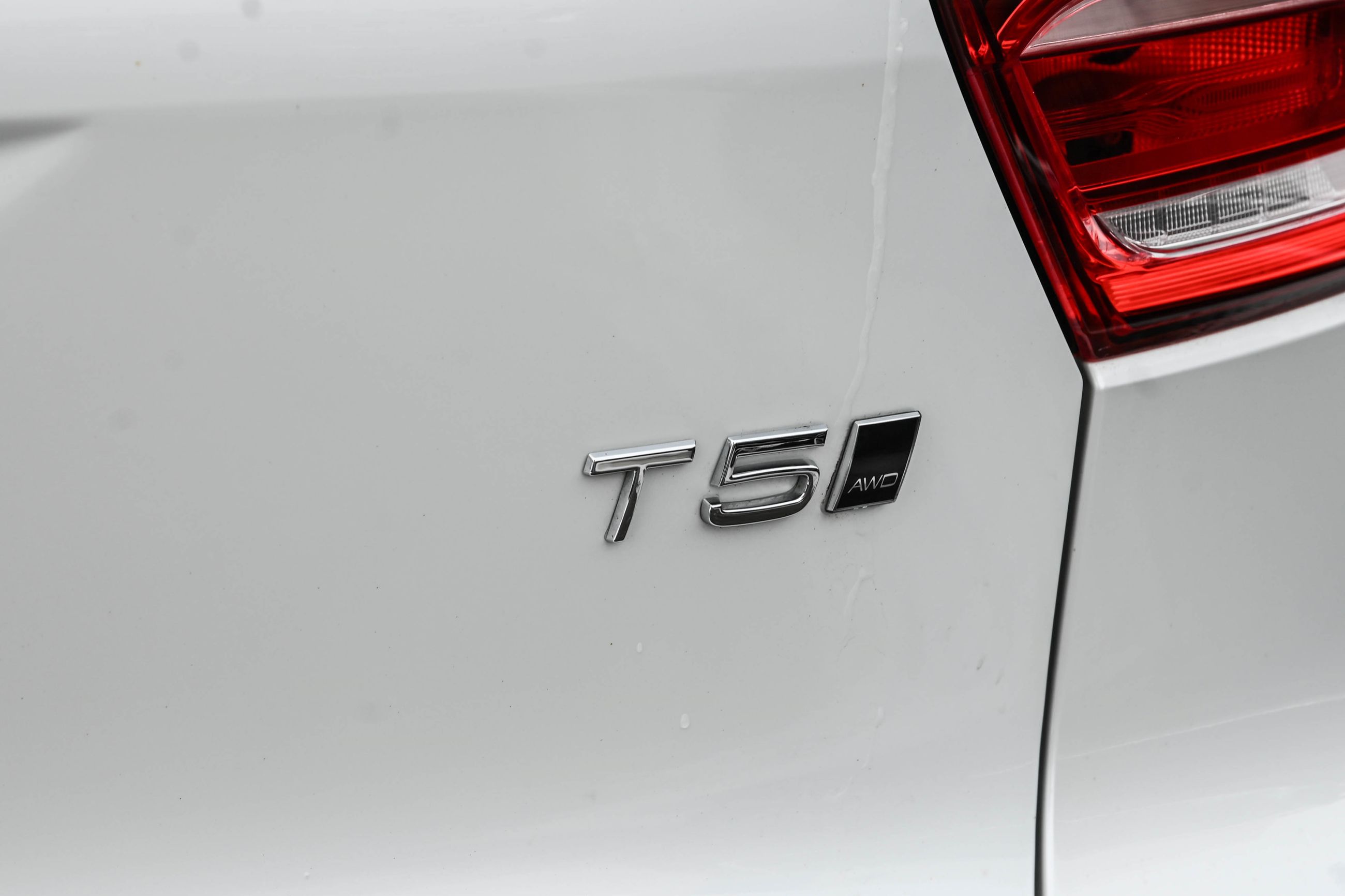 2022 Volvo XC40 in Pointe-Claire, Quebec