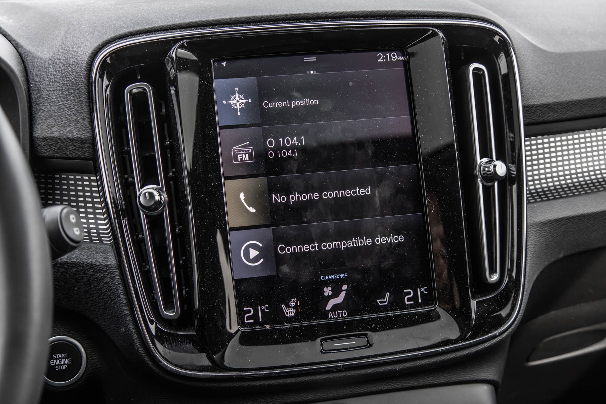 2022 Volvo XC40 in Pointe-Claire, Quebec