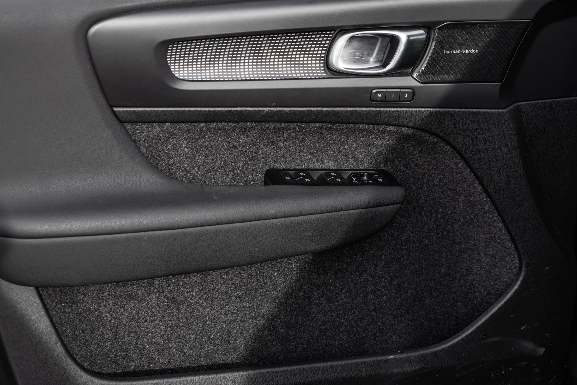 2022 Volvo XC40 in Pointe-Claire, Quebec