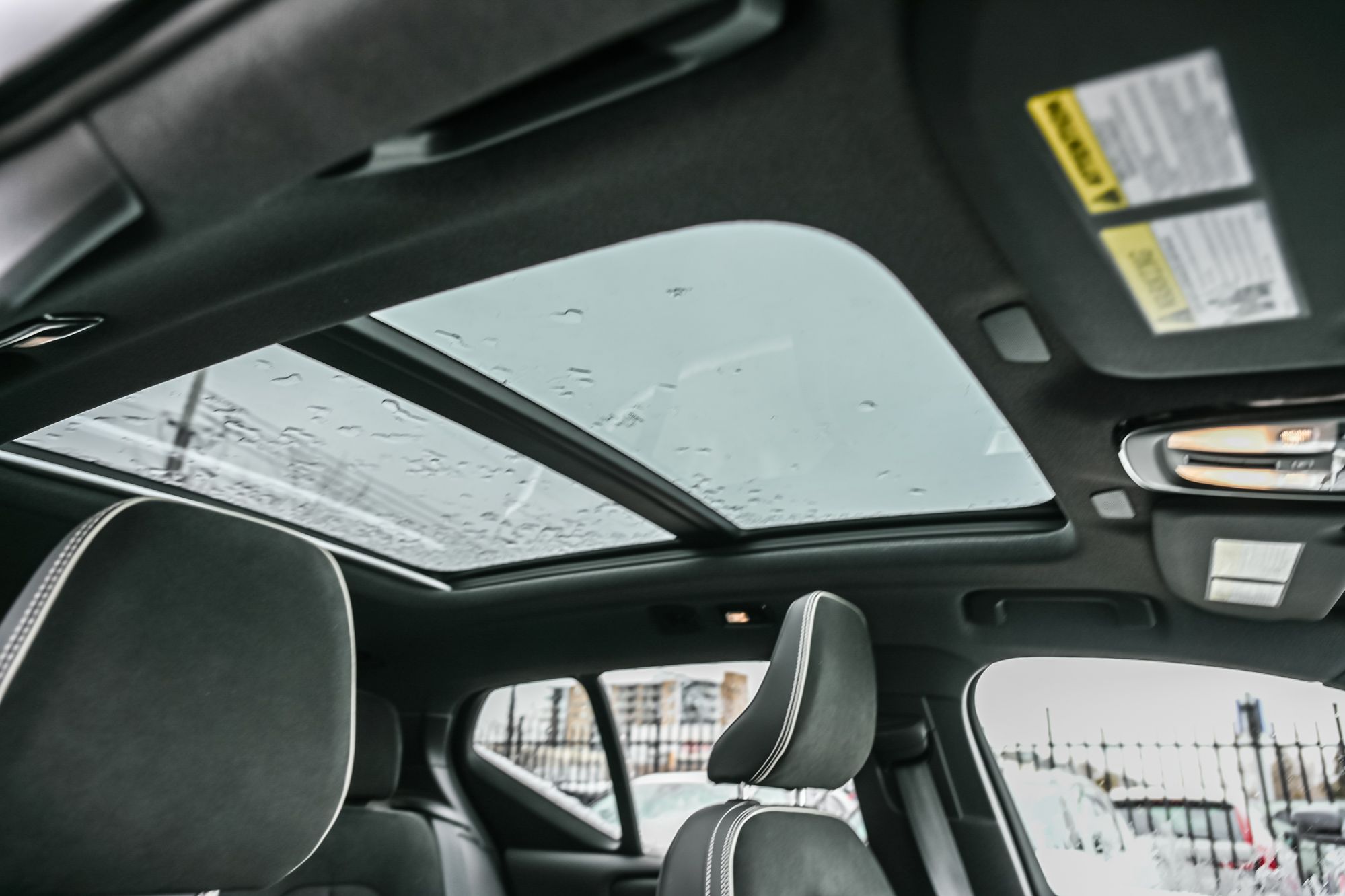 2022 Volvo XC40 in Pointe-Claire, Quebec