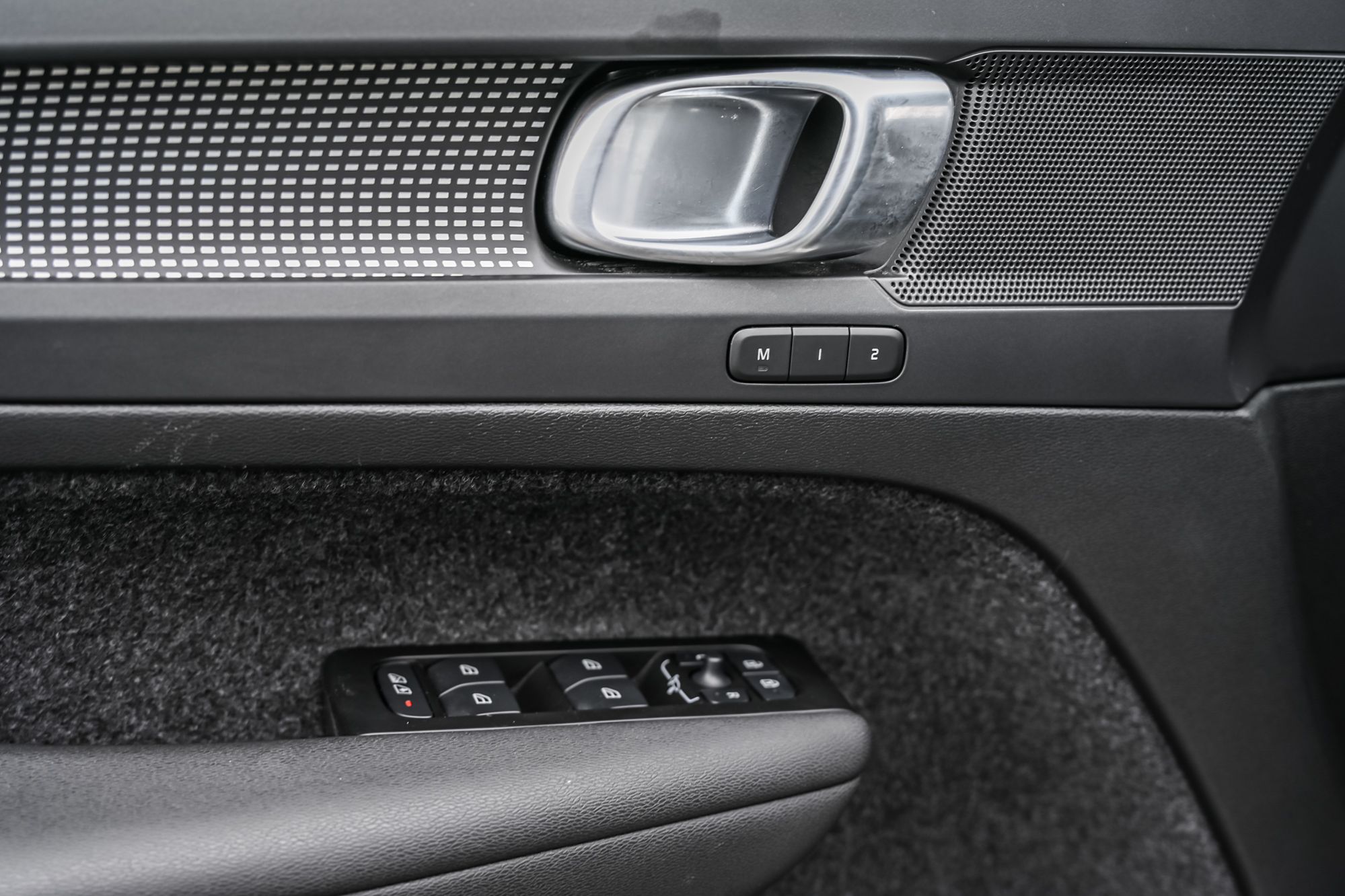 2022 Volvo XC40 in Pointe-Claire, Quebec