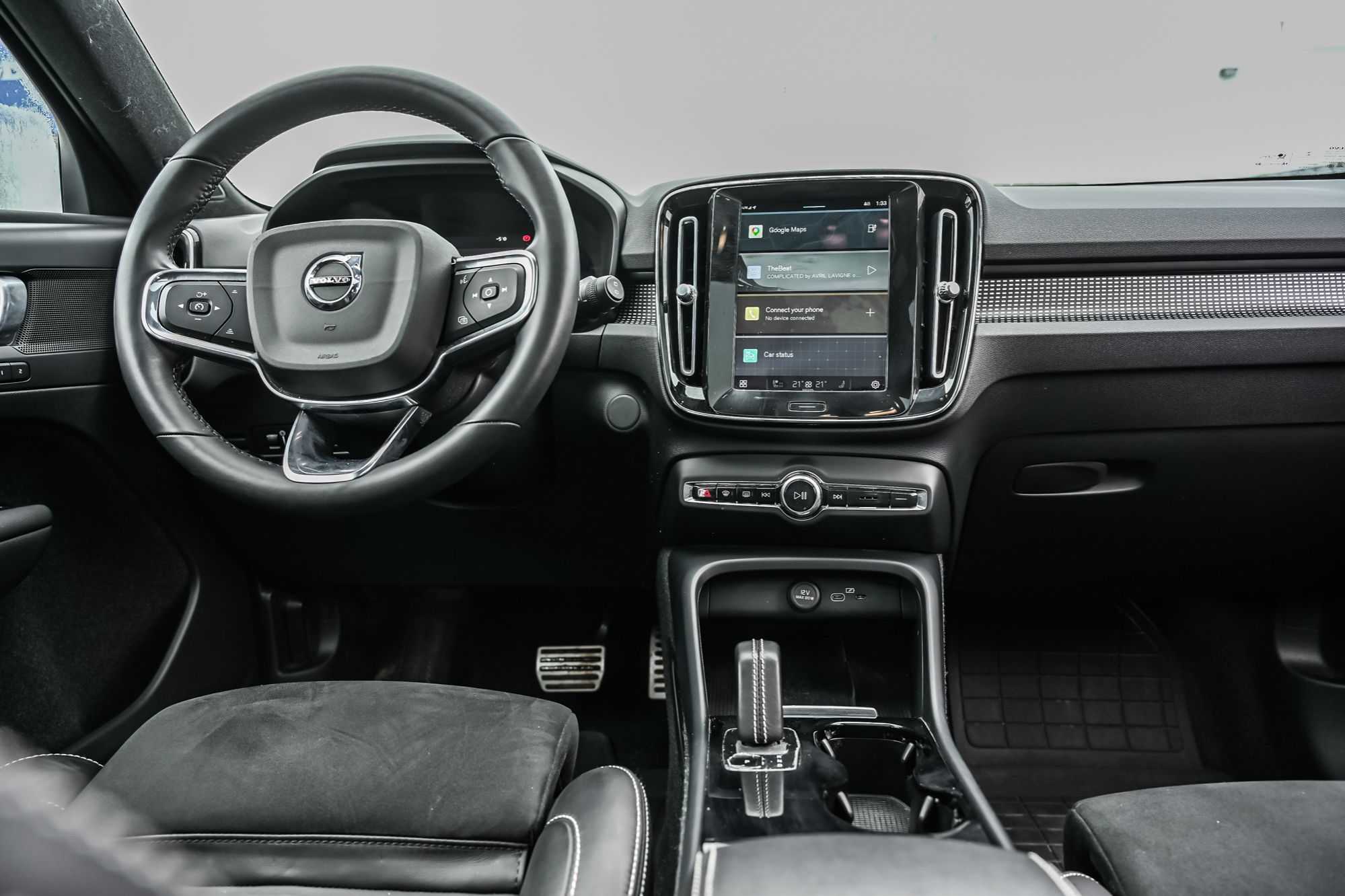 2022 Volvo XC40 in Pointe-Claire, Quebec