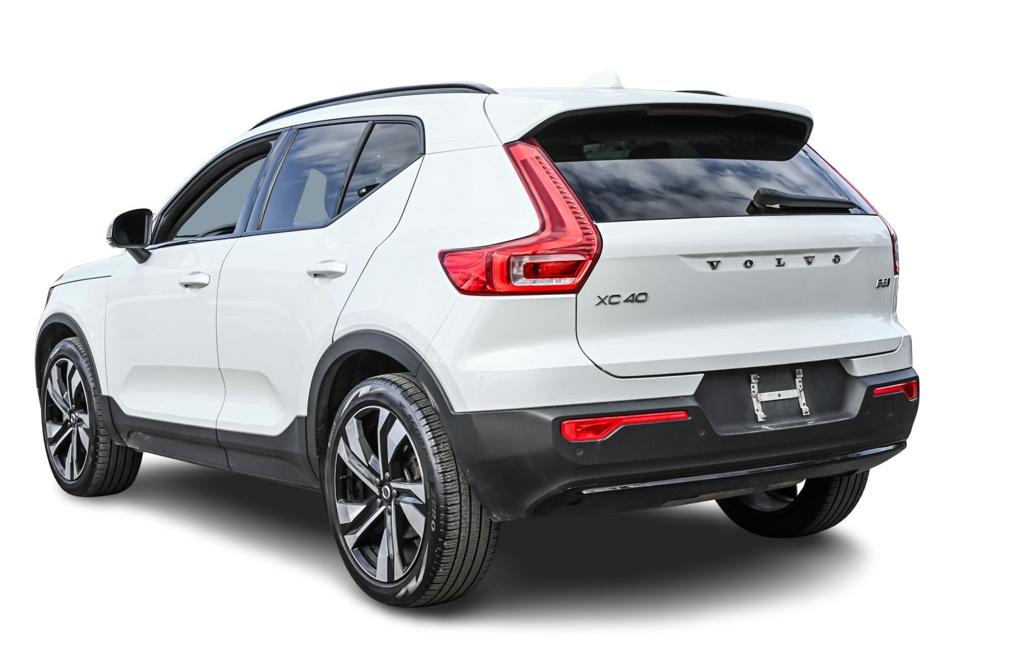 2023 Volvo XC40 in Pointe-Claire, Quebec