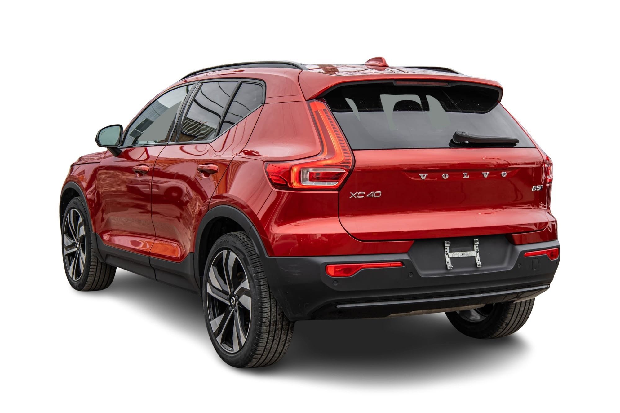 2023 Volvo XC40 in Pointe-Claire, Quebec