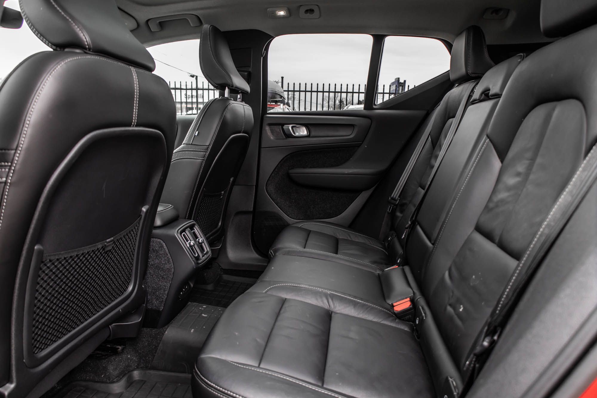 2023 Volvo XC40 in Pointe-Claire, Quebec