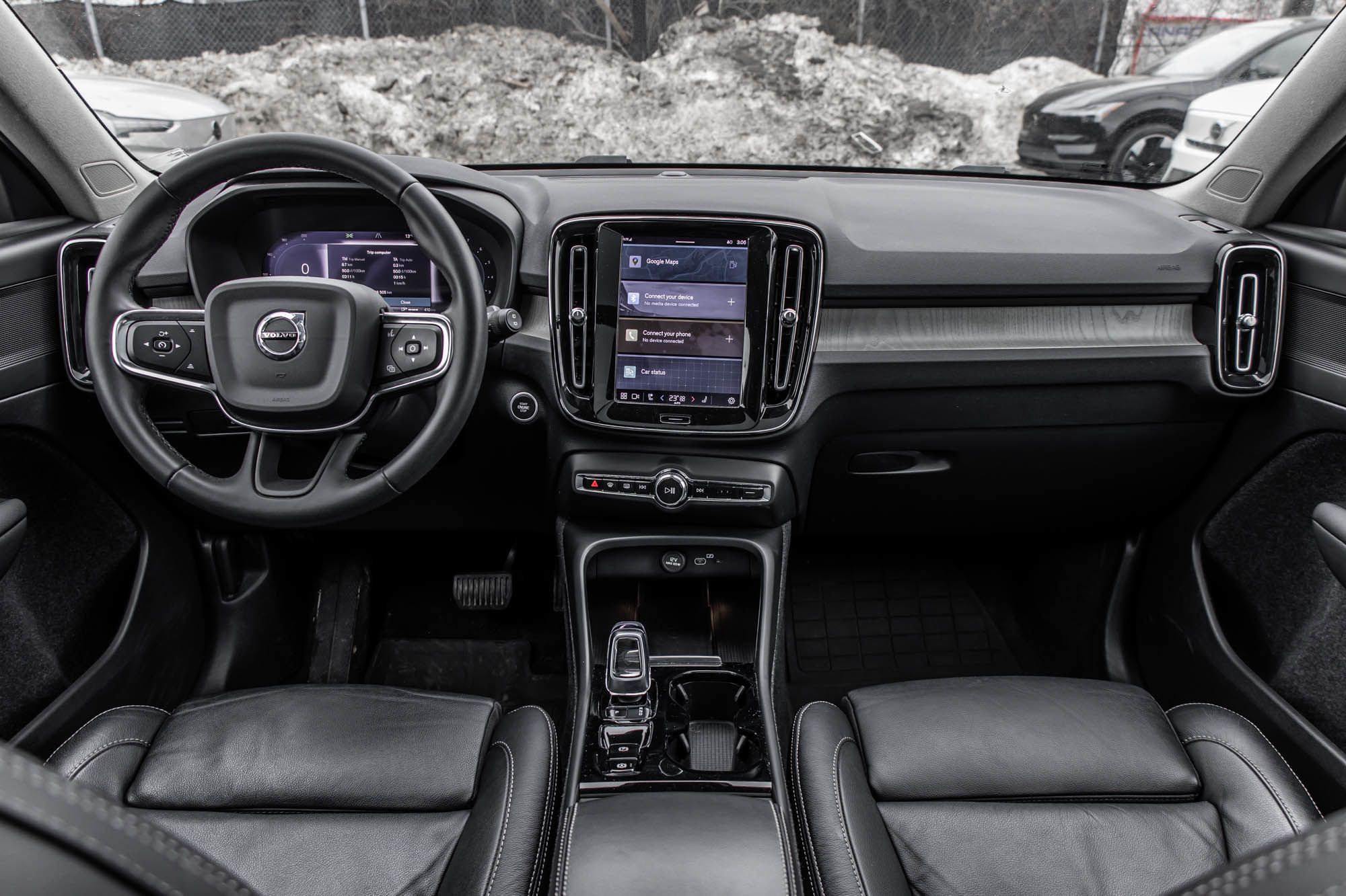 2023 Volvo XC40 in Pointe-Claire, Quebec