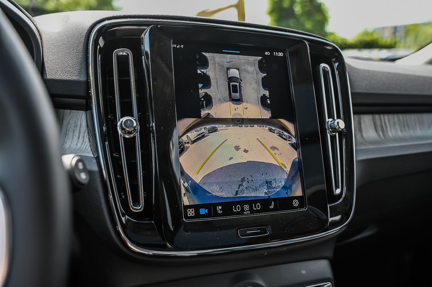 2024 Volvo XC40 in Pointe-Claire, Quebec