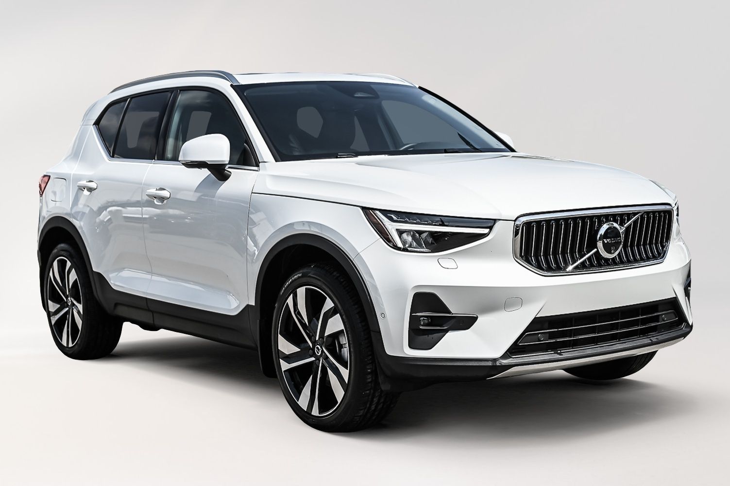 2024 Volvo XC40 in Pointe-Claire, Quebec