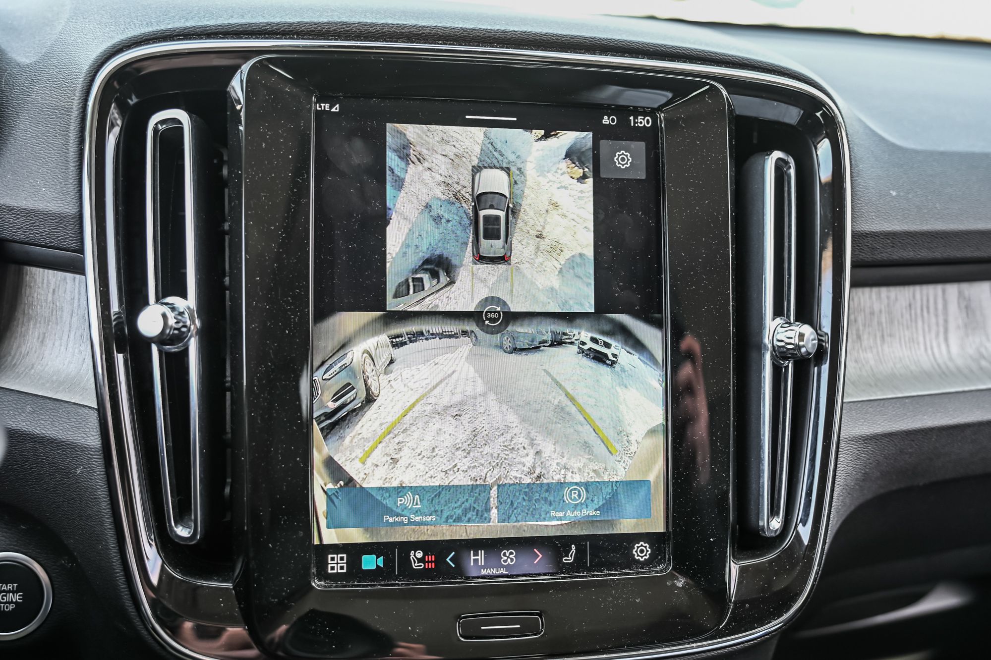 Volvo XC40  2024 à Pointe-Claire, Québec