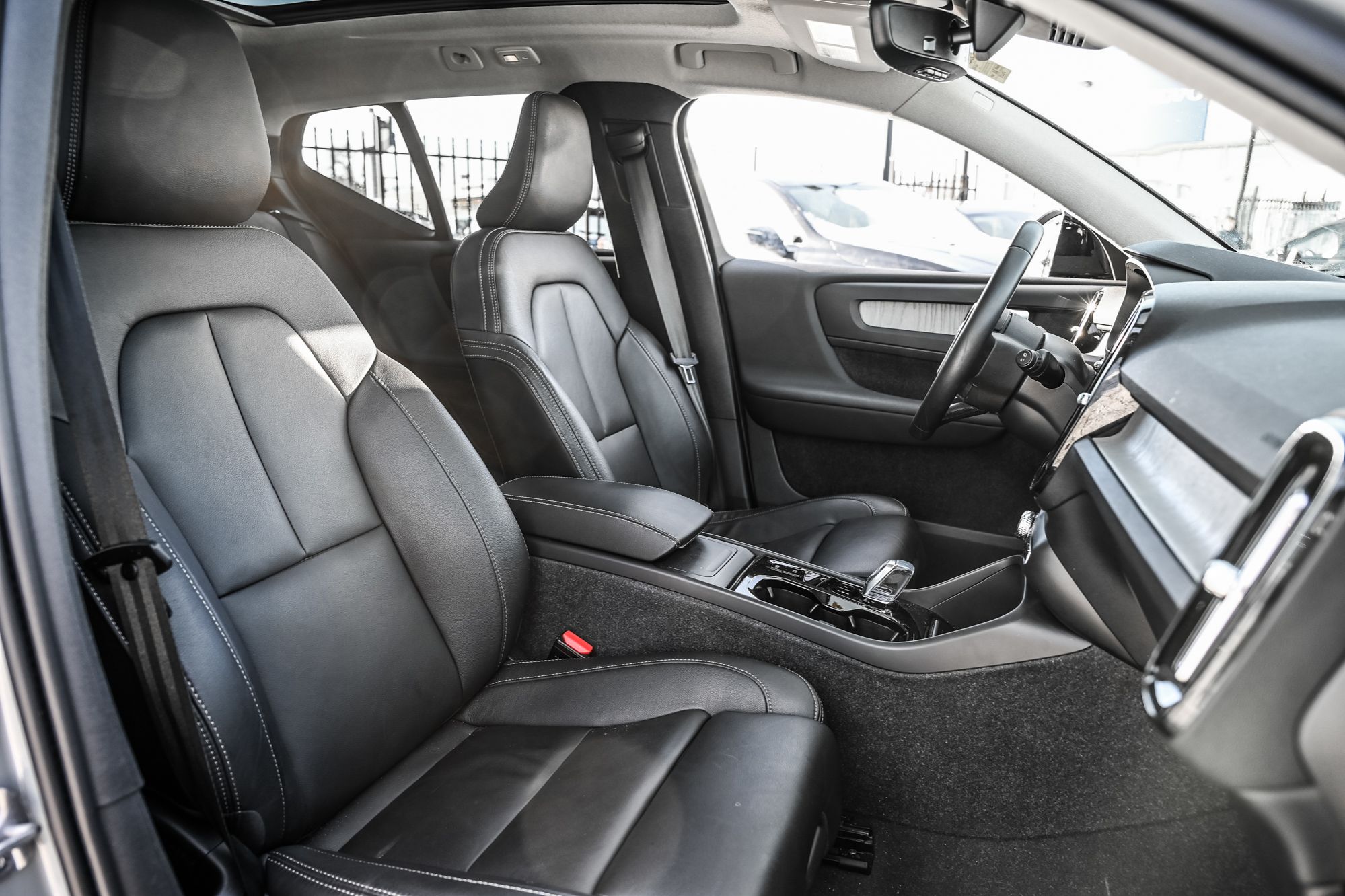 Volvo XC40  2024 à Pointe-Claire, Québec