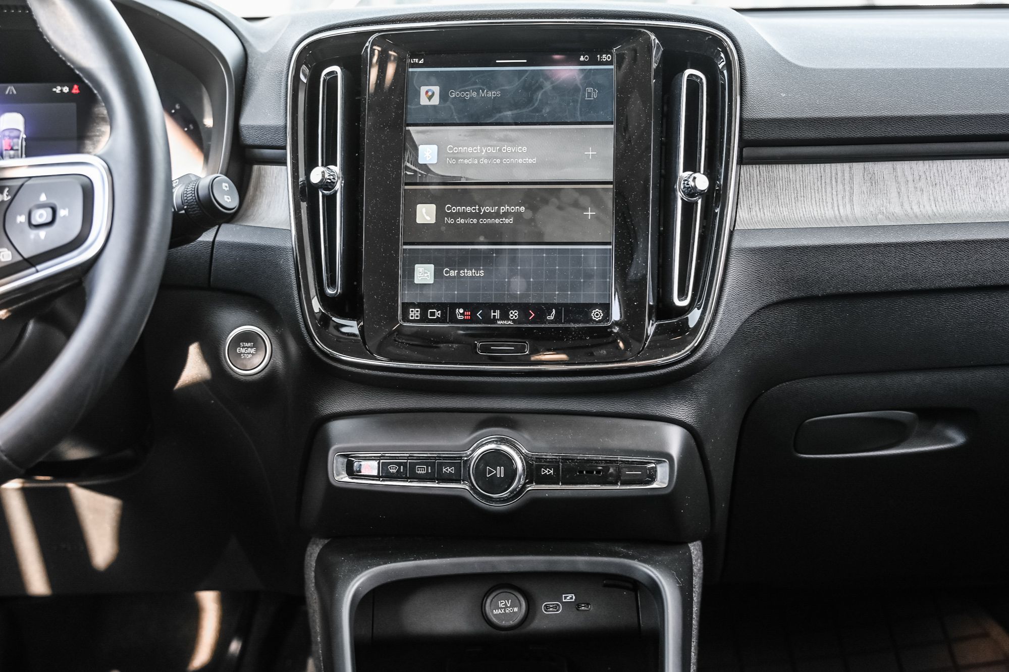 Volvo XC40  2024 à Pointe-Claire, Québec