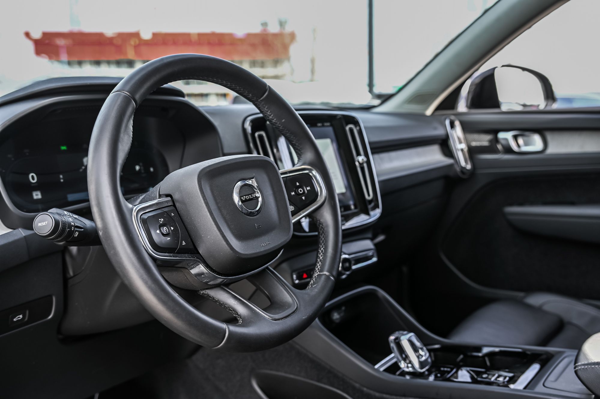 Volvo XC40  2024 à Pointe-Claire, Québec