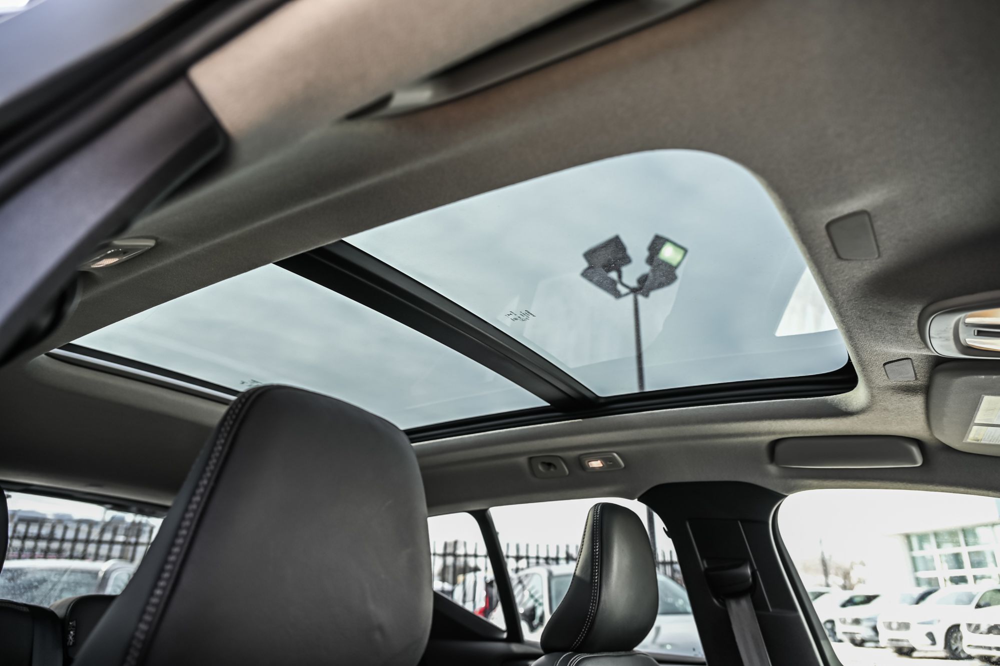 Volvo XC40  2024 à Pointe-Claire, Québec