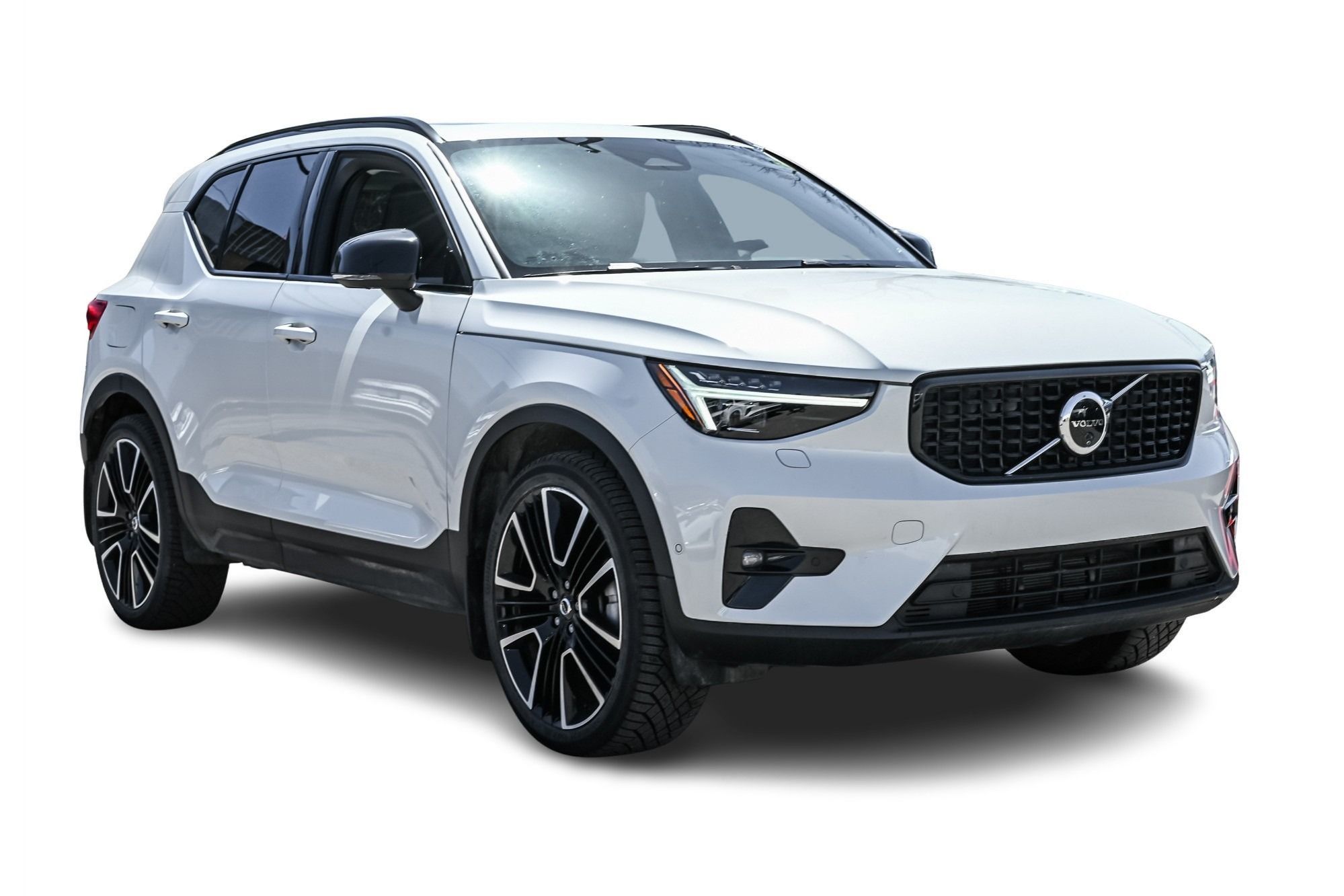 2024 Volvo XC40 in Pointe-Claire, Quebec